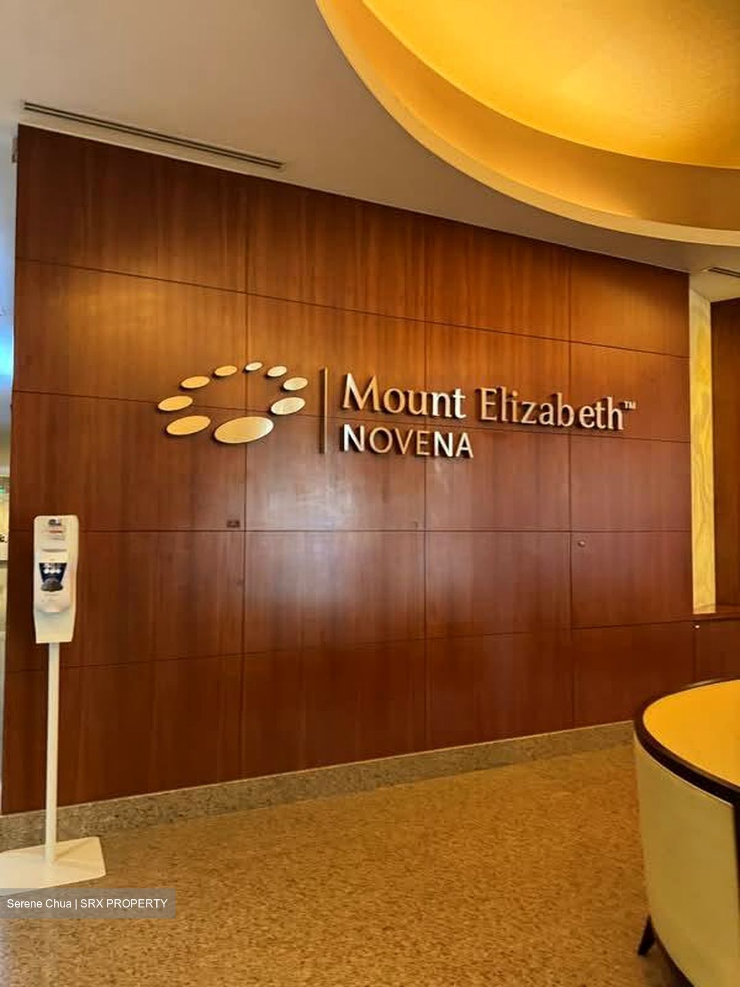 Mount Elizabeth Novena Hospital (D12), Retail #527963831